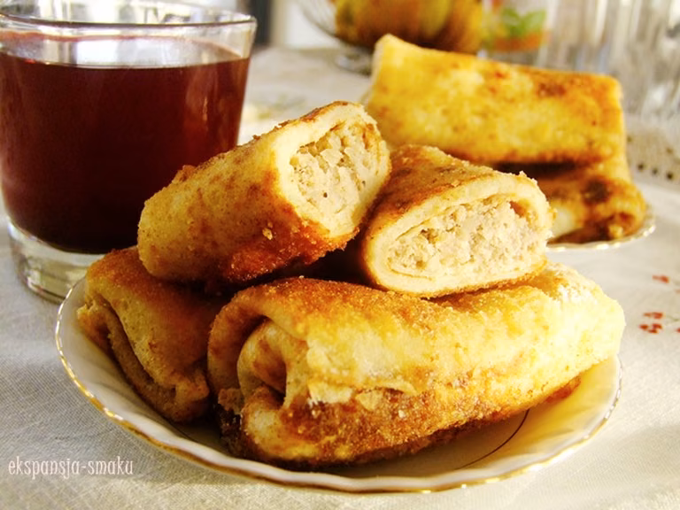 krokiety z mięsem i kiszoną kapustą