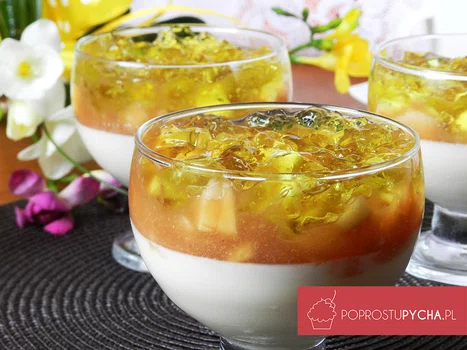 Gruszkowa panna cotta z galaretką