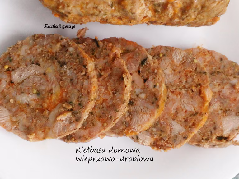 Kiełbasa domowa wieprzowo-drobiowa