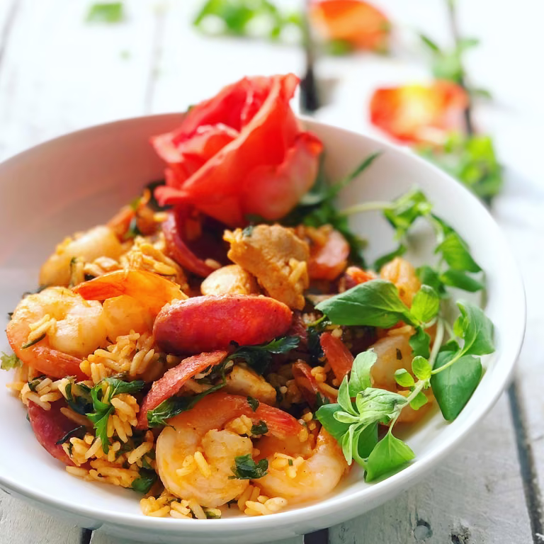 Jambalaya z chorizo, kurczakiem i krewetkami