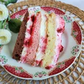 TRÓJKOLOROWY TORT MALINOWY - IDEALNY NA DZIEŃ MATKI