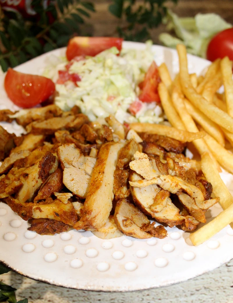 Domowy kebab z piekarnika i szybka surówka