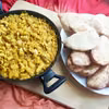 Curry z kurczaka z ananasem i chlebkami naan