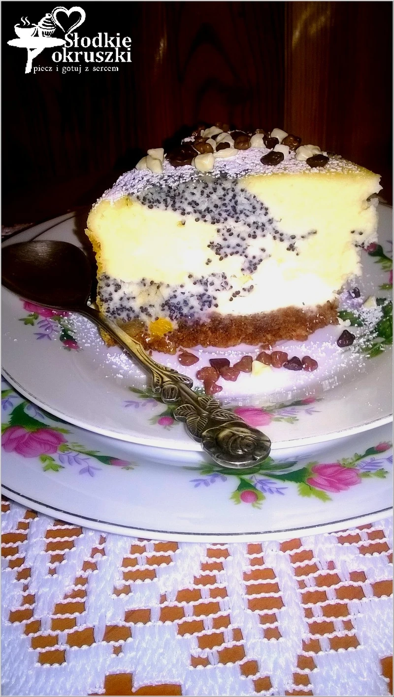 Sernik z makiem (na czekoladowym spodzie)
