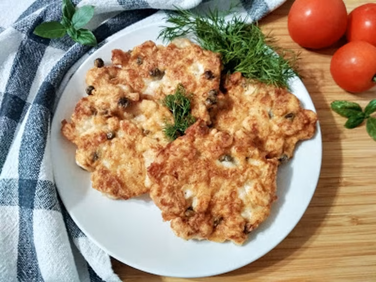 Drobiowe kotleciki siekane z kaparami