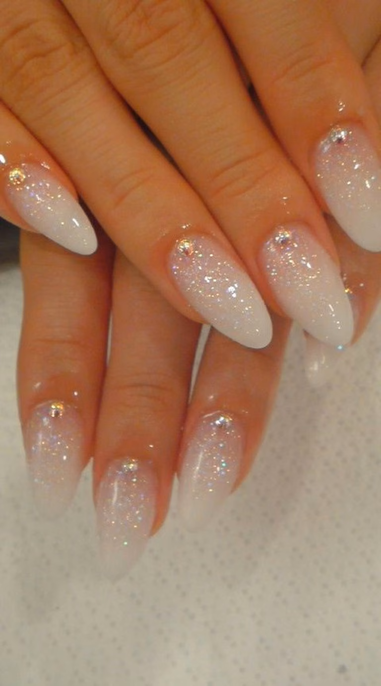 Ślubny manicure