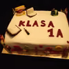 Tort bananowo truskawkowy