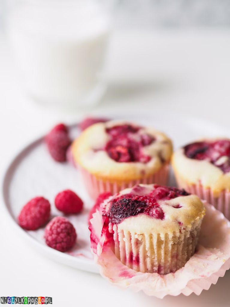 Muffiny z malinami PROSTE