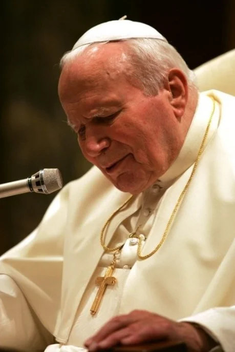 Zdjęcie Dzień Papieża Jana Pawła II: Wielki Święty, który zmienił świat #1