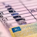 Dowód rejestracyjny znika z portfela. Rząd podał kluczowe daty dla kierowców