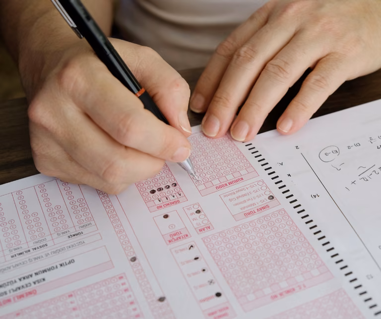 Czy średnia w liceum ma znaczenie przy rekrutacji na studia? Jak liczyć punkty?