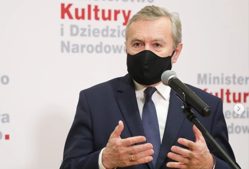 Dofinansowanie dla artystów: wypłaty wstrzymano
