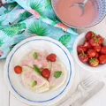 Pierogi z truskawkami i twarogiem
