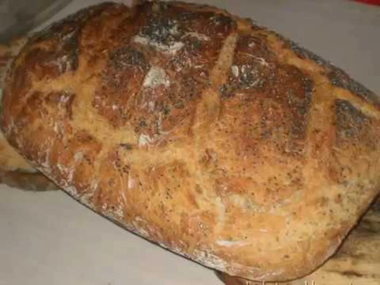 Najlepszy chleb z garnka pszenno-razowy z ziarnami