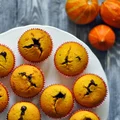 Muffiny dyniowe z powidłami