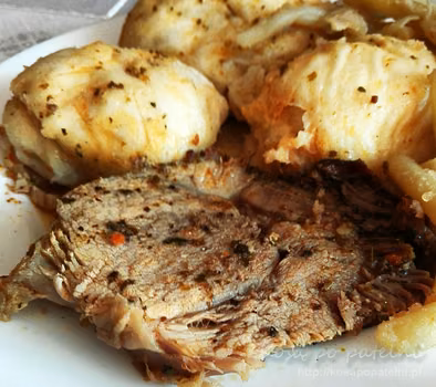 Pieczeń z szynki w sosie własnym