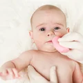 Jak leczyć katar u niemowlaka? Domowe sposoby.