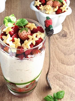 PROTEINOWY DESER JAGLANY / NOCNA JAGLANKA