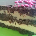 Tort makowy z masą budyniową