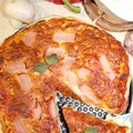 Prosta pizza z minimalnej ilości składników