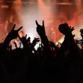 Dzień Metalowca: Święto Pełne Dźwięków i Pasji