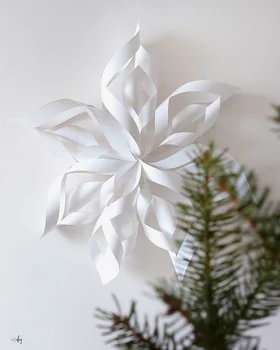 Śnieżynka z papieru - świąteczna dekoracja