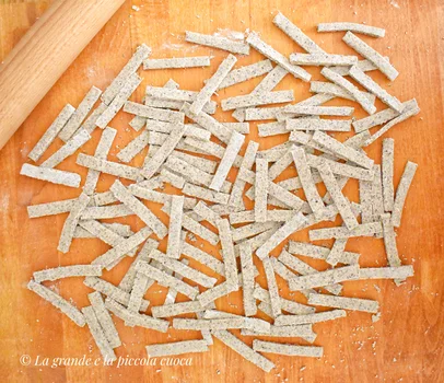 Domowy makaron gryczany "Pizzoccheri"