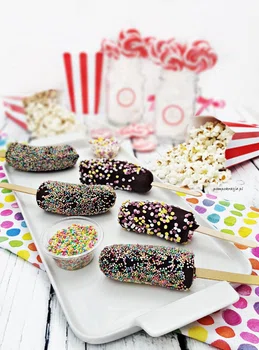 BANANY W CZEKOLADZIE NA PATYKU