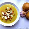 Kremowa zupa czosnkowa