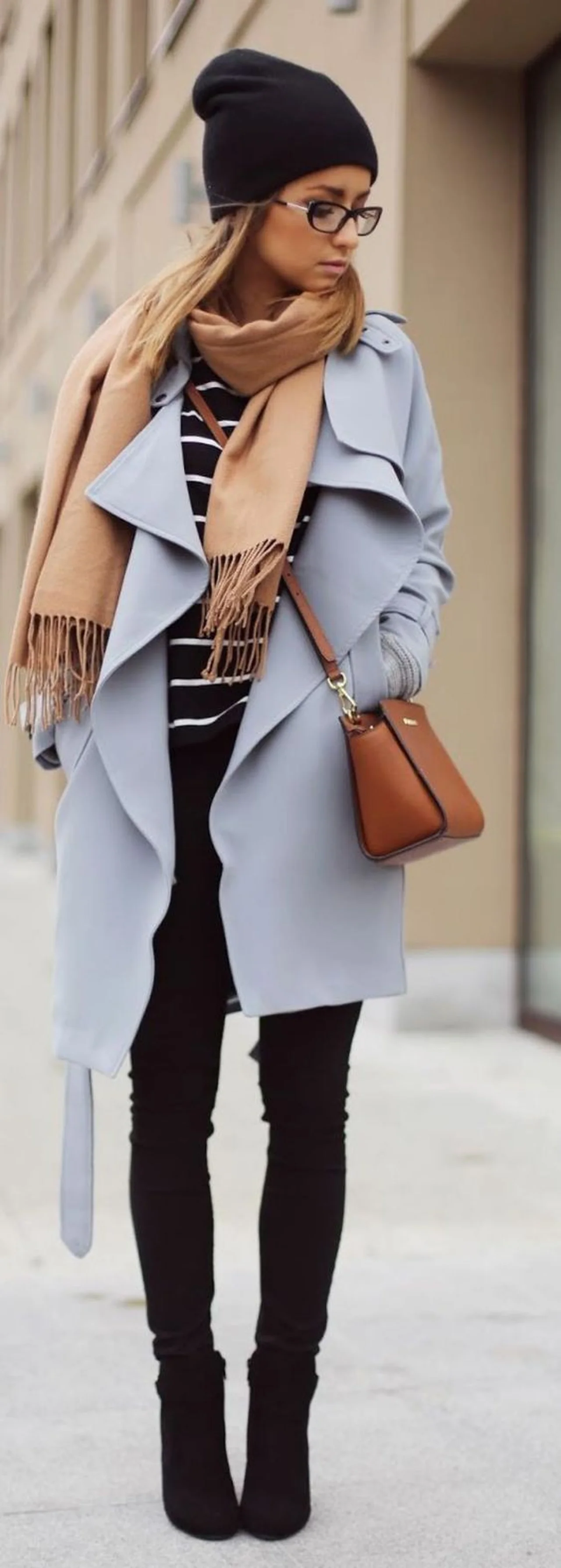 pastelowy płaszcz