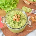 Pasta kanapkowa z serem feta i sałatą
