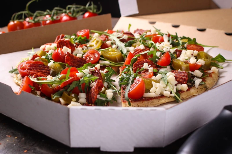 Pizza w formie sałatki