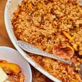 Owoce pieczone pod kruszonką owsianą z lodami