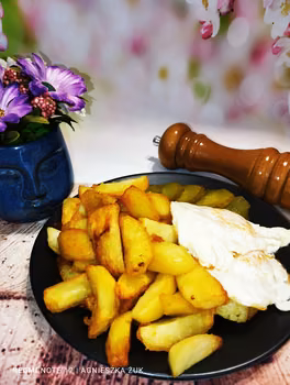 PYSZNE FRYTKI Z MAŁYCH ZIEMNIAKÓW