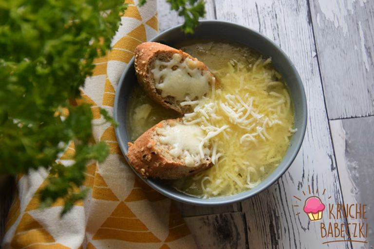Zupa cebulowa