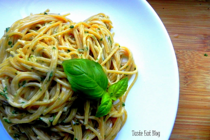 Szybkie spaghetti z bazylią