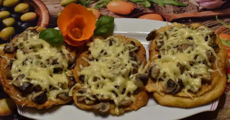 Kotlety w naleśnikowym cieście