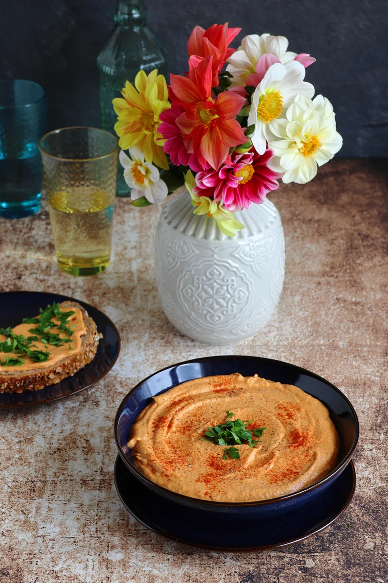 Hummus z warzywami