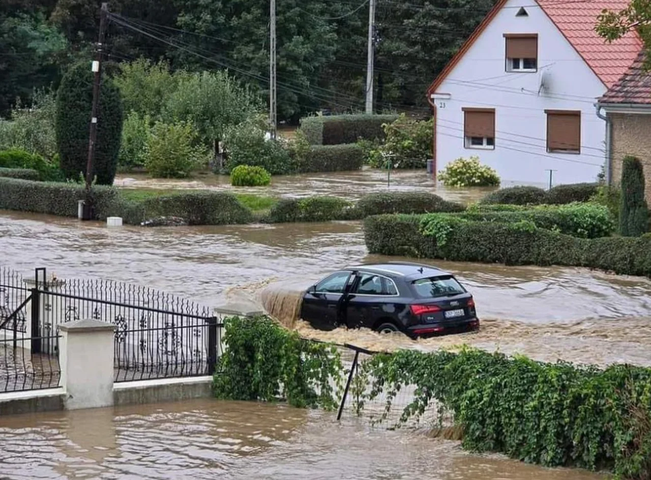 Znany chirurg z Nysy kolejną ofiarą powodzi! Tragiczny finał poszukiwań cenionego lekarza