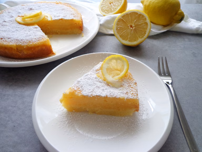 Tarta z kremem cytrynowym