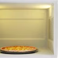 Jak odgrzać pizzę w mikrofalówce?