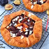 Pełnoziarniste galette ze śliwkami