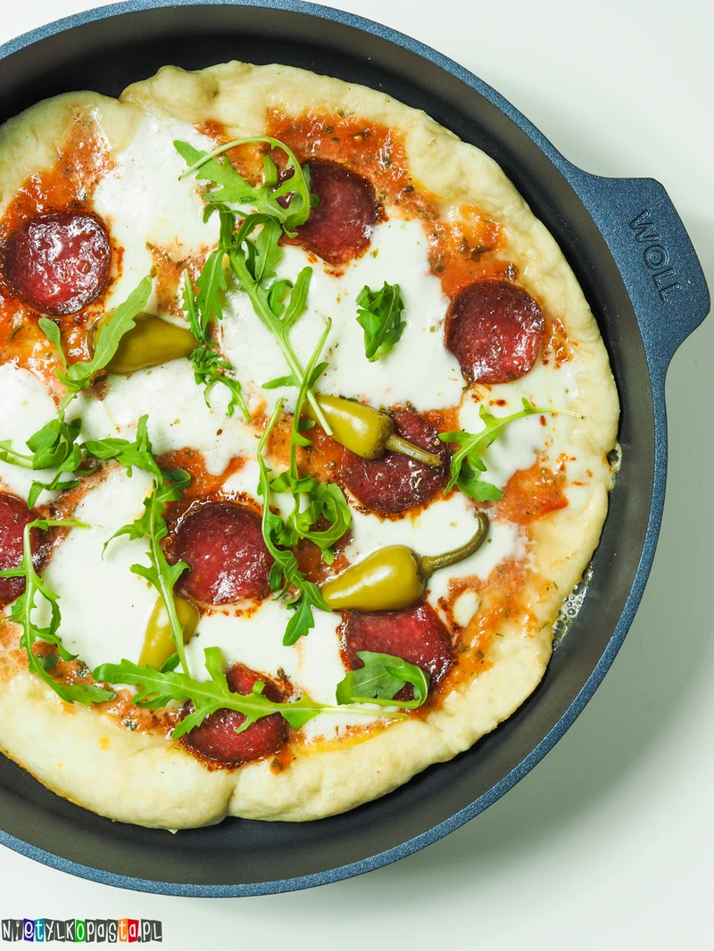 Pizza z patelni - najlepsza
