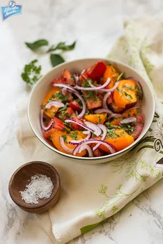 Turecka sałatka z pomidorów