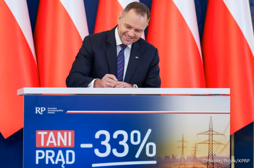 Prezydent ruszył z obniżką ceny prądu o 33 procent. Projekt już w Sejmie!