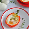 Papryka zapiekana z jajkiem i mozzarellą