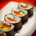 Sushi z kalafiora, czyli… „kalafioshi” (Paleo, Keto, LowCarb, AIP)