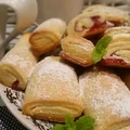 Serowe ciasteczka z marmoladą