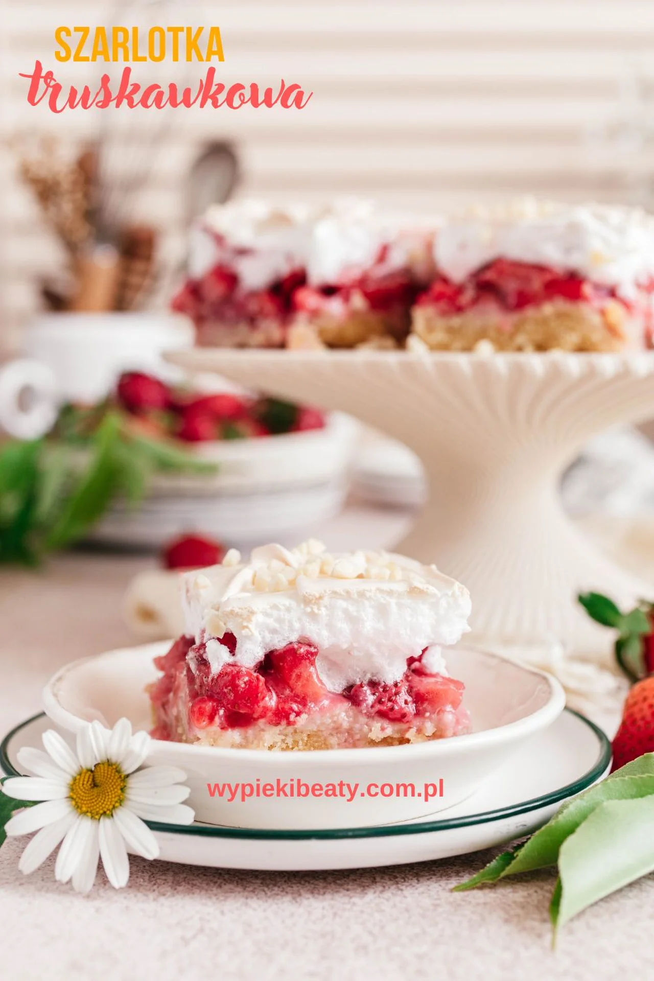 Szarlotka truskawkowa z bezą