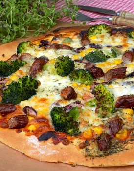 pizza z kabanosem i brokułem